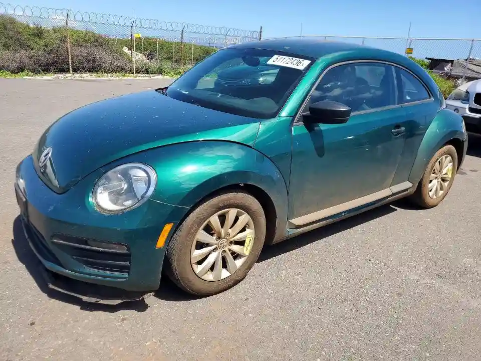3VWF17AT7HM618625 2017 VOLKSWAGEN BEETLE-0