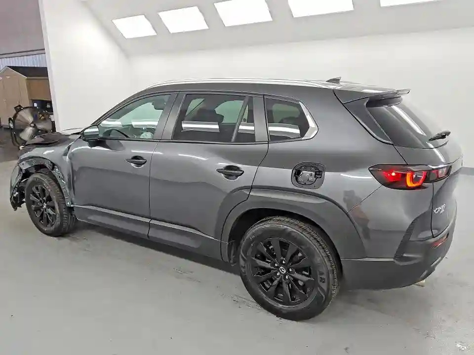 7MMVABDM0SN382130 2025 MAZDA CX-50-1