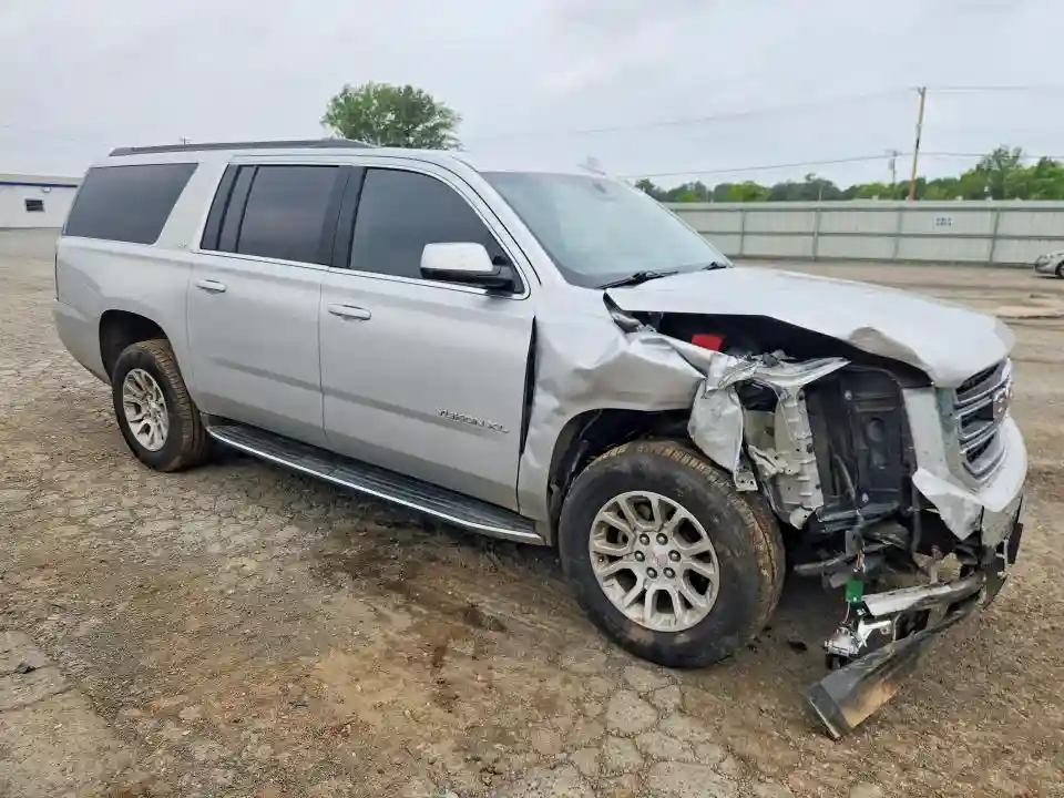 1GKS2GKC7JR267558 2018 GMC YUKON-3