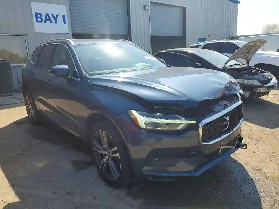 YV4102RK1L1503374 2020 VOLVO XC60-3