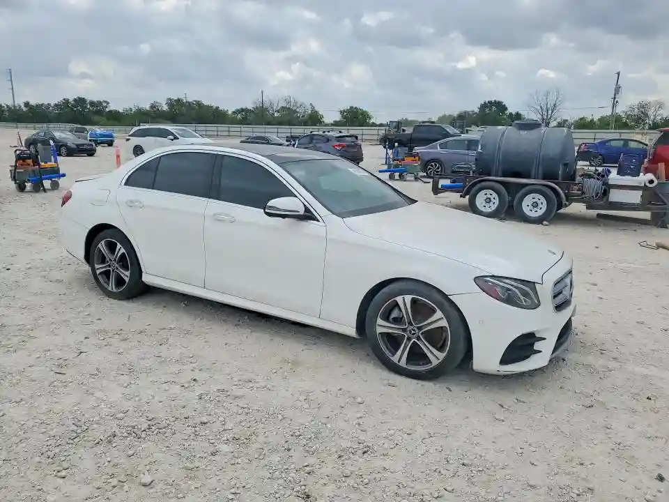 WDDZF4JB0KA533515 2019 MERCEDES-BENZ E-CLASS-3