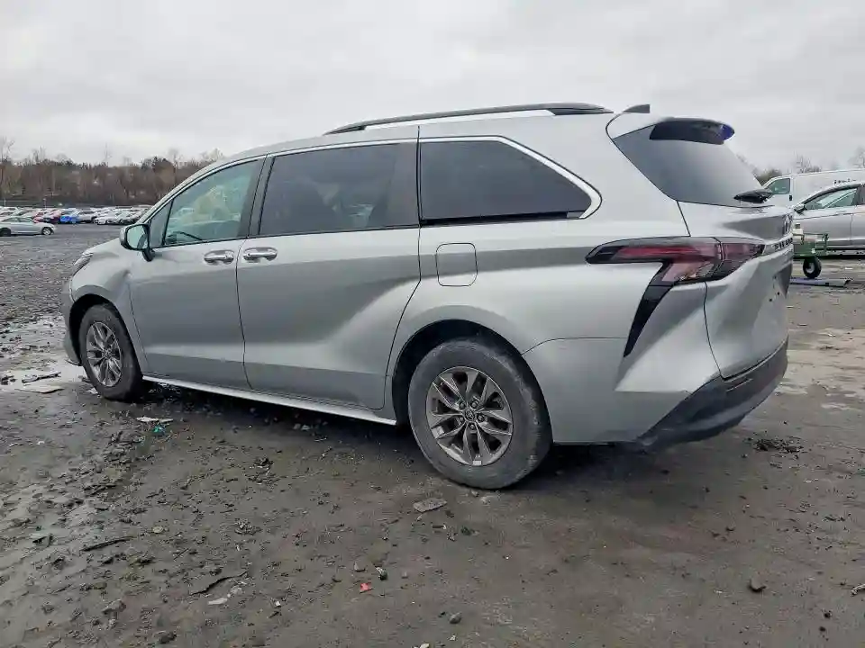 5TDYRKEC2PS143286 2023 TOYOTA SIENNA-1