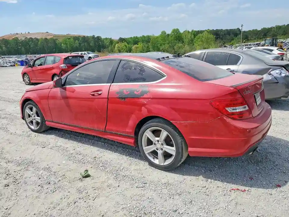 WDDGJ4HB5FG384338 2015 MERCEDES-BENZ C-CLASS-1