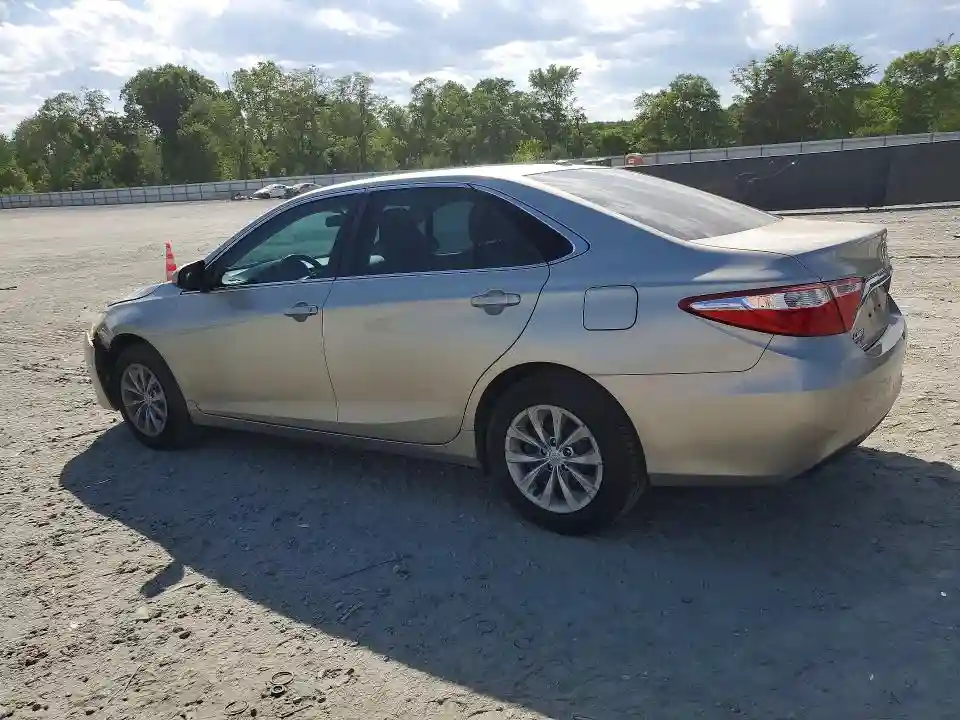 4T1BF1FK9GU140102 2016 TOYOTA CAMRY-1