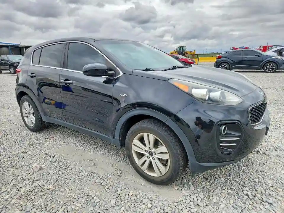 KNDPMCAC3J7487409 2018 KIA SPORTAGE-3