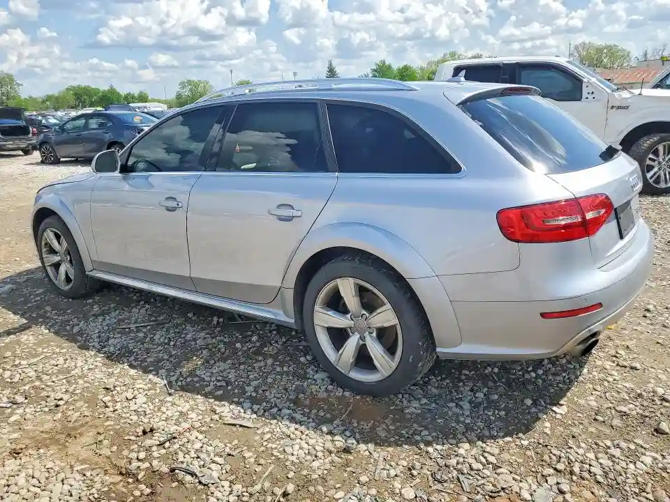 WA1UFAFL5GA008973 2016 AUDI A4-1