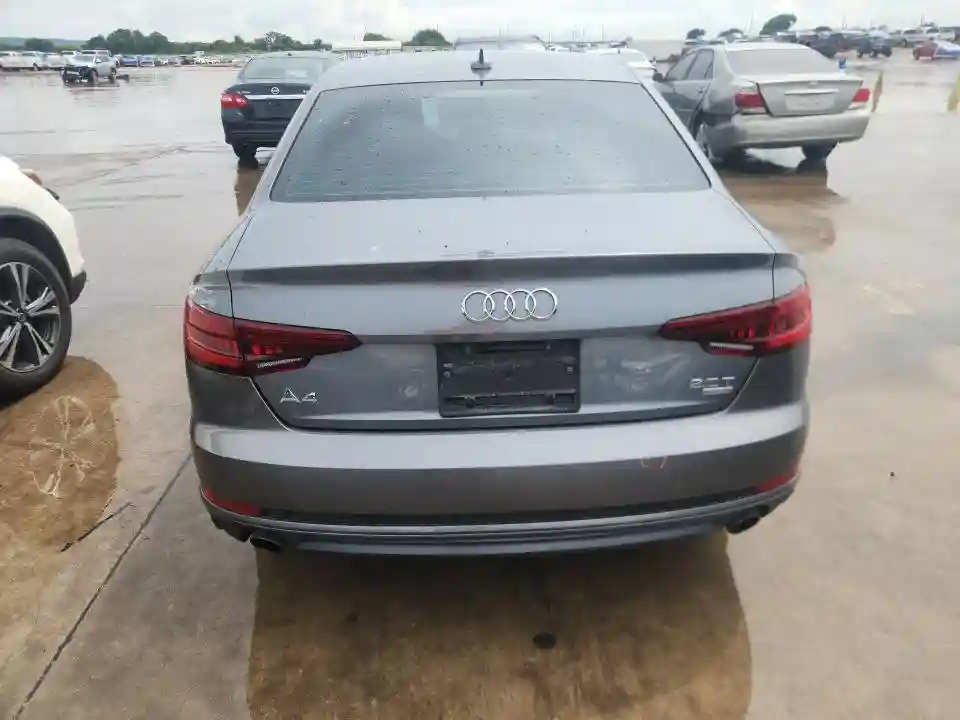 WAUKMAF43JA085406 2018 AUDI A4-5