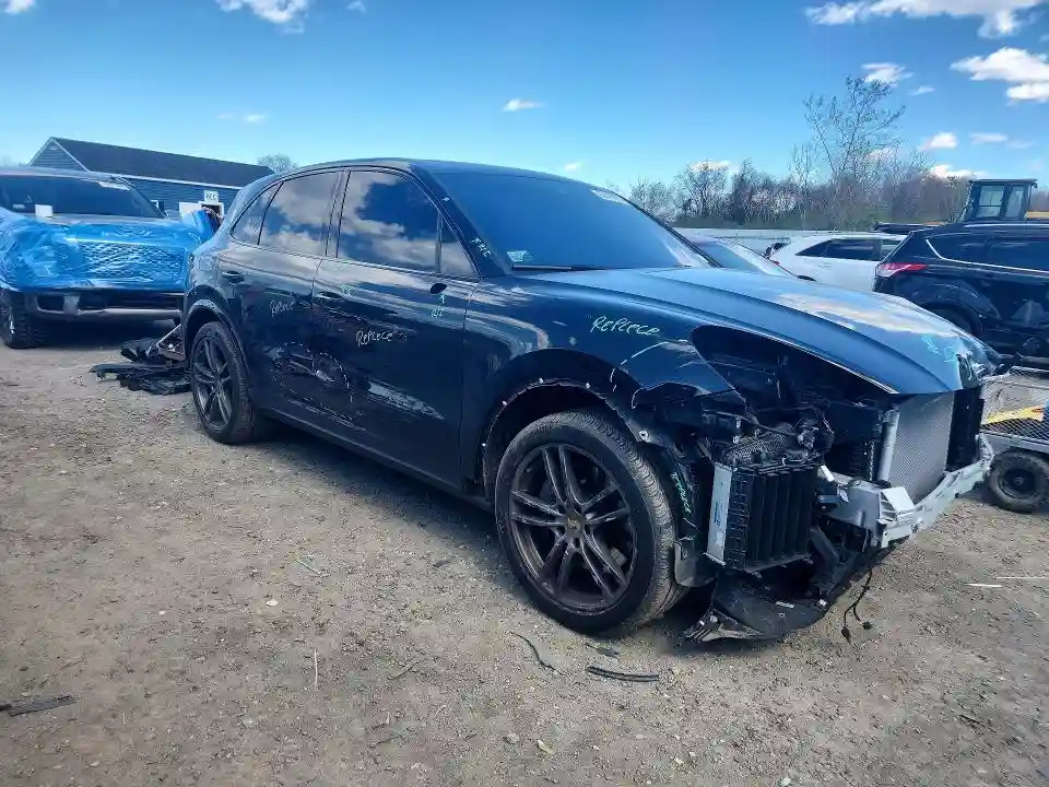 WP1AB2AY7PDA15403 2023 PORSCHE CAYENNE-3