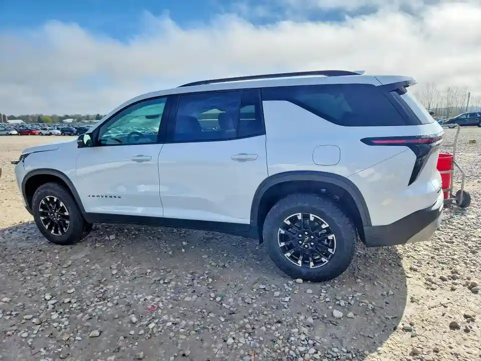 1GNEVJKS3TJ187266 2026 CHEVROLET TRAVERSE-1