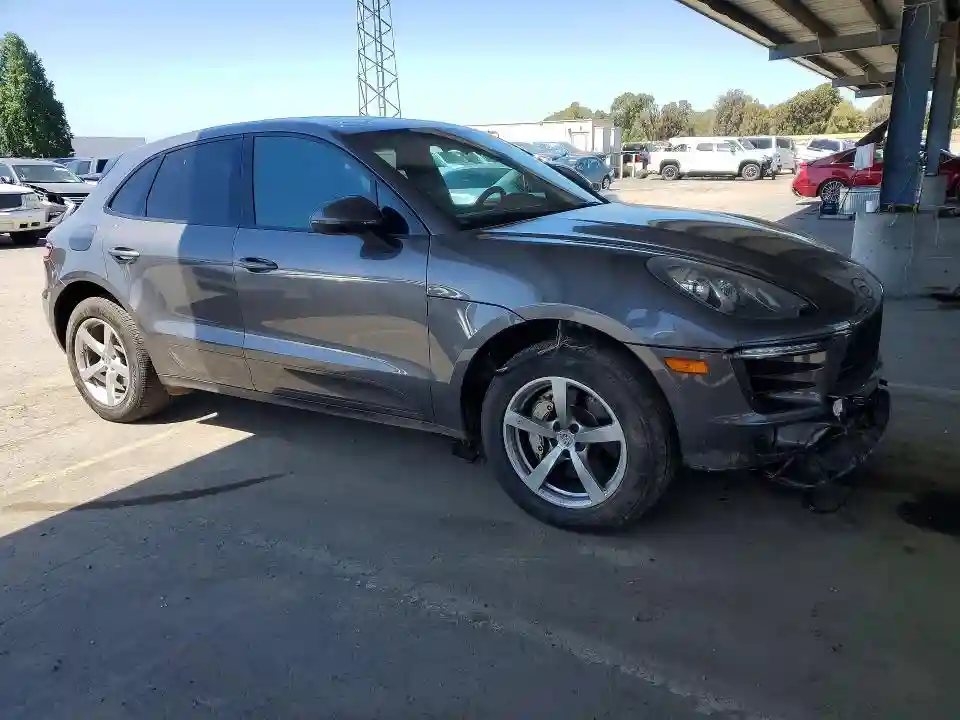 WP1AB2A54FLB42409 2015 PORSCHE MACAN-3
