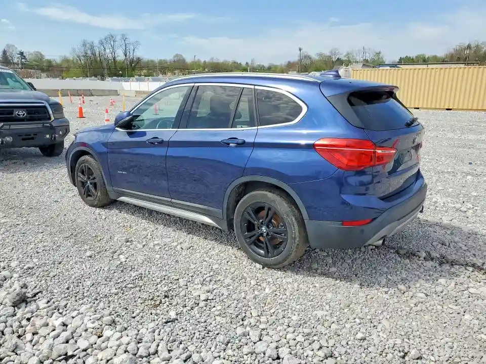 WBXHT3C36G5F63784 2016 BMW X1-1