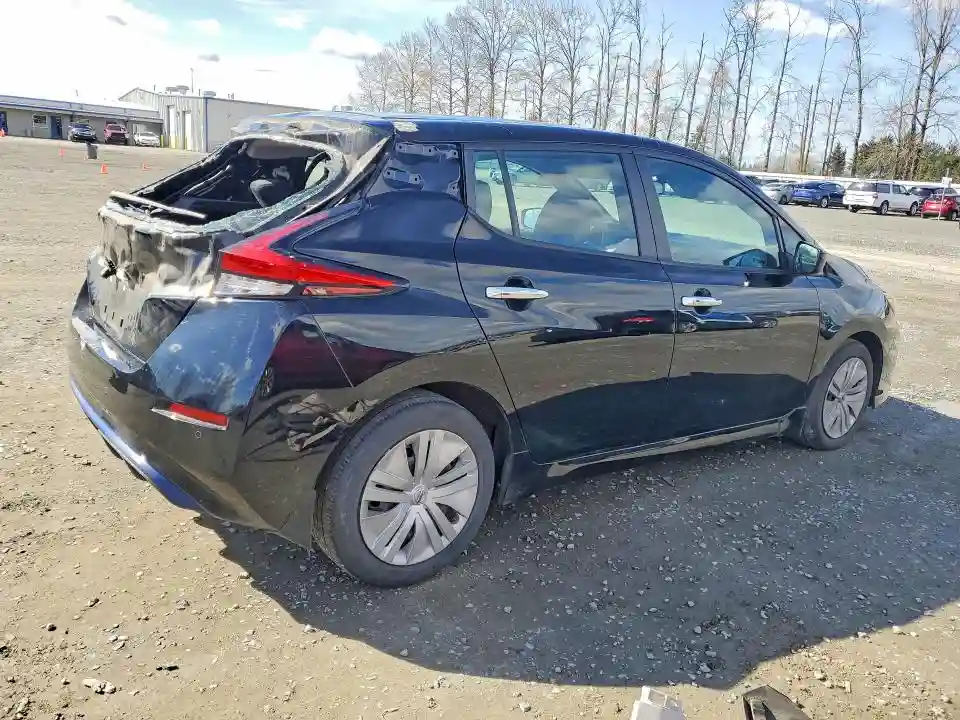 1N4AZ1BV4NC562648 2022 NISSAN LEAF-2