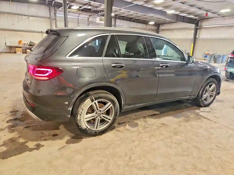 W1N0G8DB3MV324695 2021 MERCEDES-BENZ GLC-CLASS-2