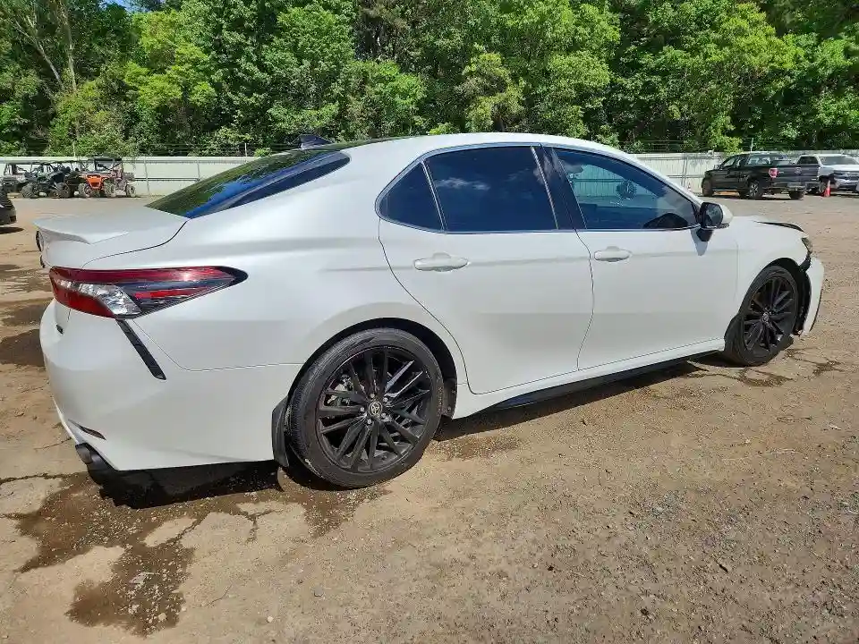 4T1K61AK8MU609537 2021 TOYOTA CAMRY-2