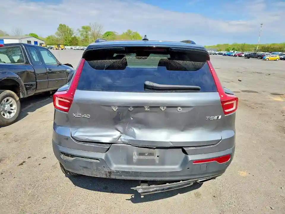 YV4162UM9K2117222 2019 VOLVO XC40-5
