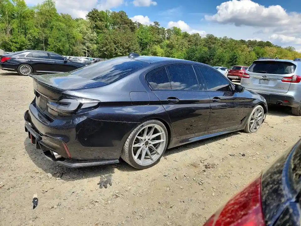 WBAJE7C5XKWD55344 2019 BMW 5 SERIES-2
