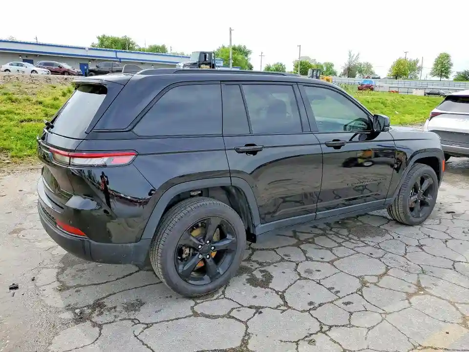 1C4RJHBG4PC506498 2023 JEEP CHEROKEE-2