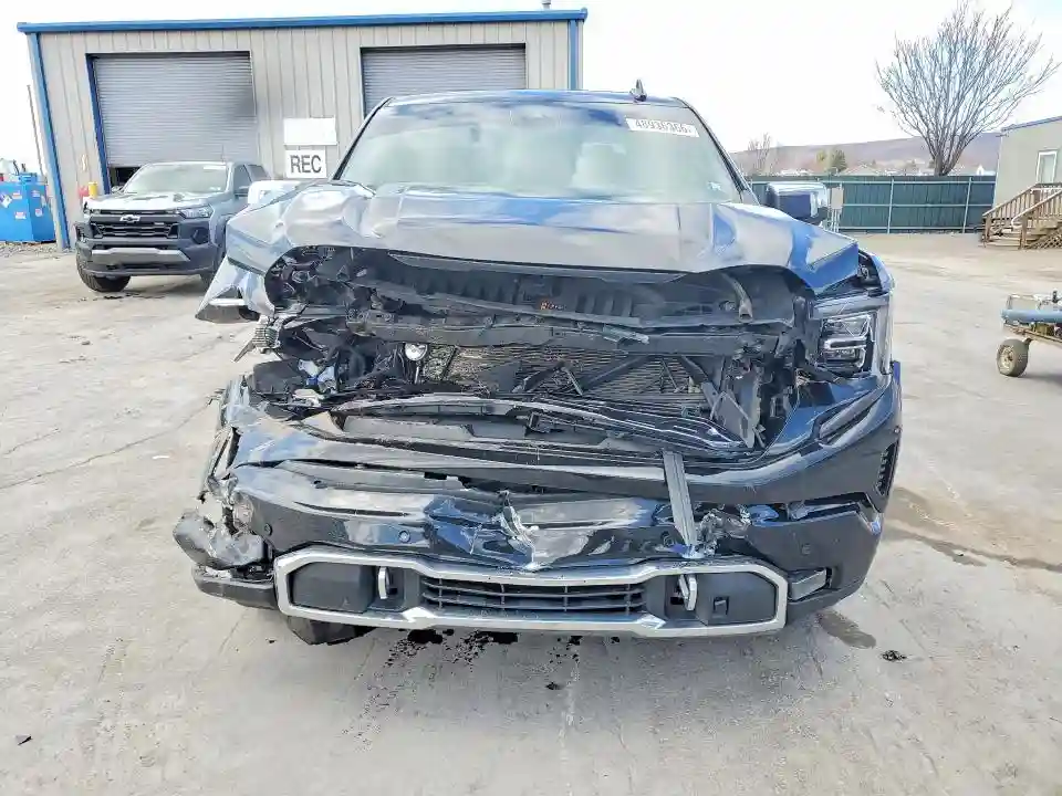 1GTUUHET5NZ643762 2022 GMC SIERRA-4