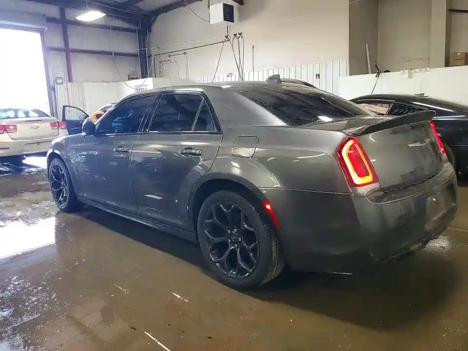 2C3CCABT3LH180631 2020 CHRYSLER 300-1