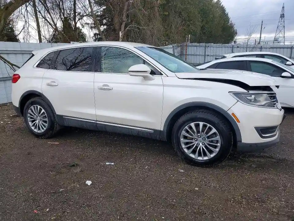 2LMTJ8KR9GBL71896 2016 LINCOLN MKX-3