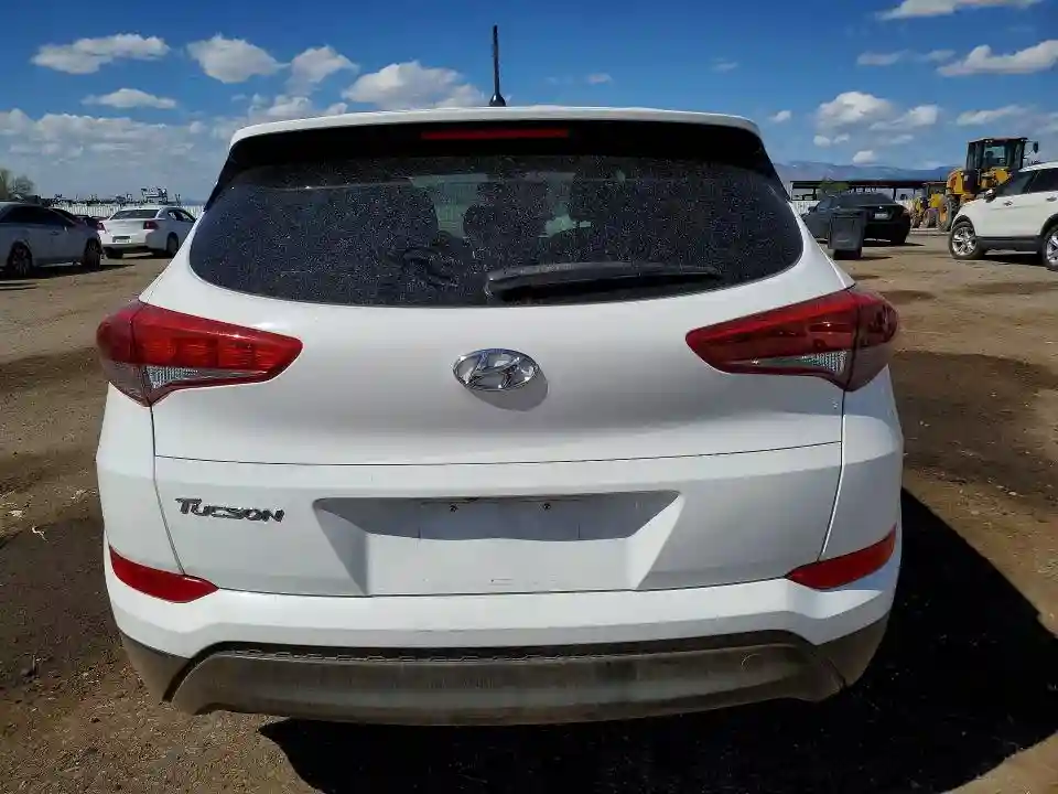 KM8J23A40JU696737 2018 HYUNDAI TUCSON-5