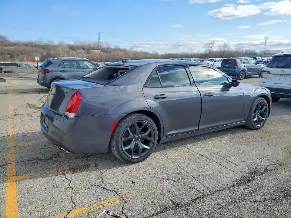2C3CCAAG7LH220536 2020 CHRYSLER 300-2