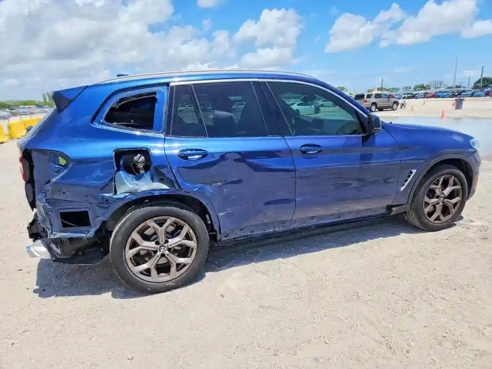 5UXTY5C03M9H92484 2021 BMW X3-2