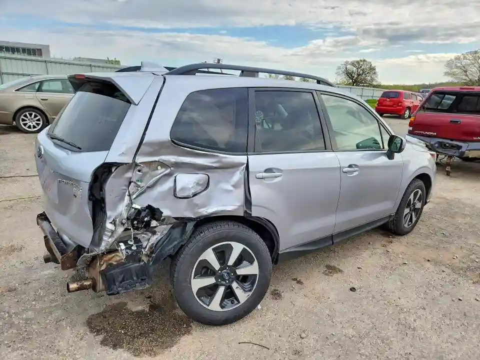 JF2SJAECXHH402914 2017 SUBARU FORESTER-2