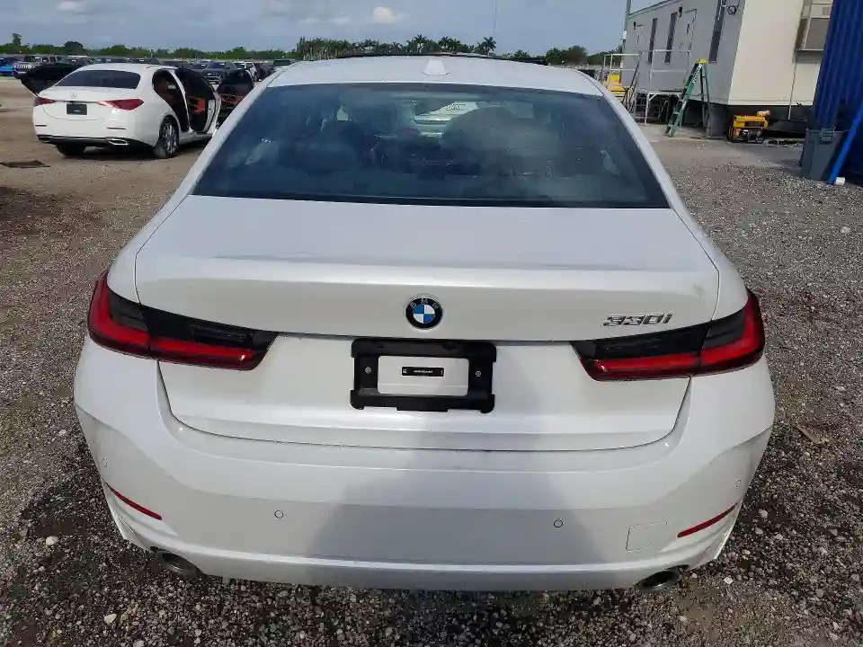 3MW69CW03S8F32907 2025 BMW 3 SERIES-5