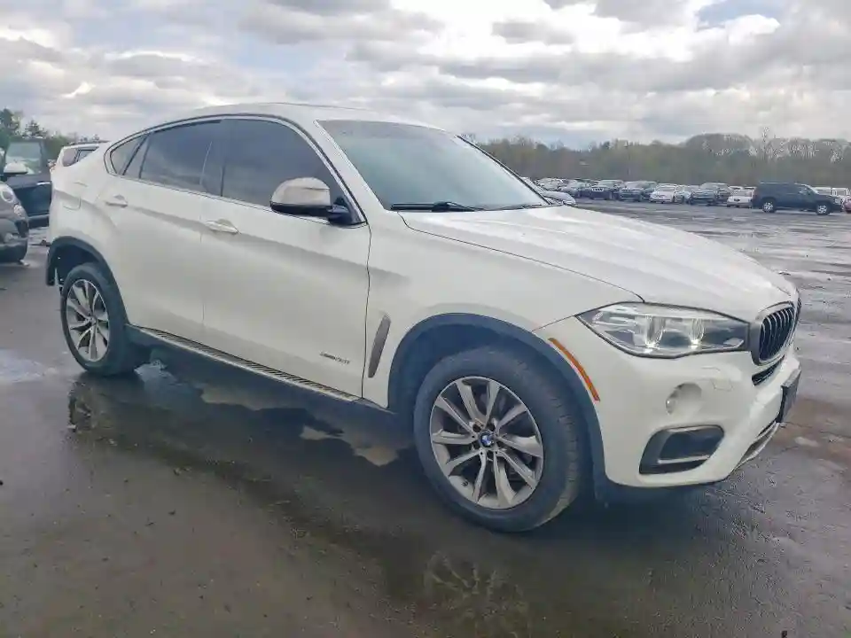 5UXKU2C53G0N83060 2016 BMW X6-3