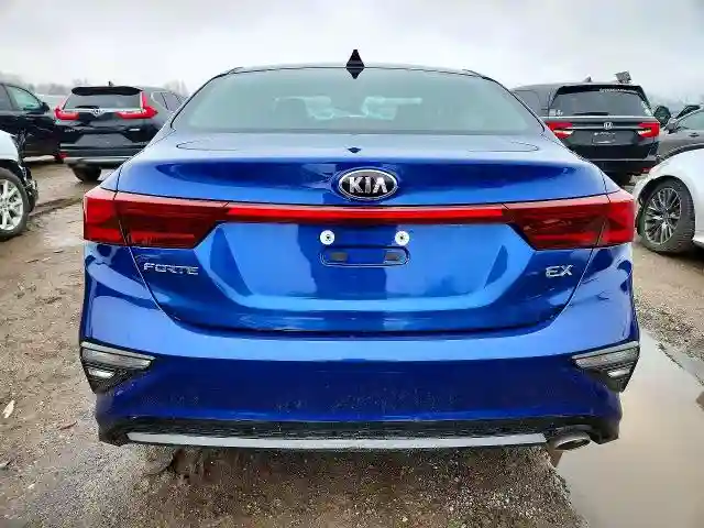 3KPF54AD0ME278690 2021 KIA FORTE-5