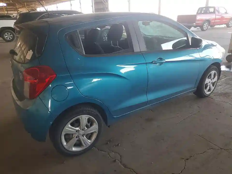KL8CB6SA8MC709577 2021 CHEVROLET SPARK-2