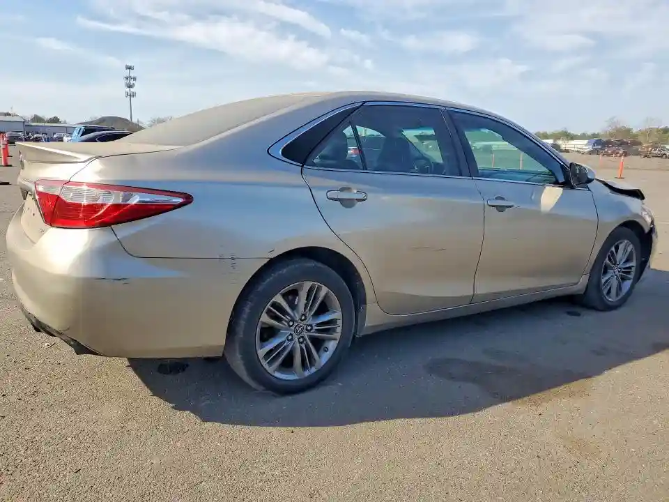 4T1BF1FK9GU239924 2016 TOYOTA CAMRY-2