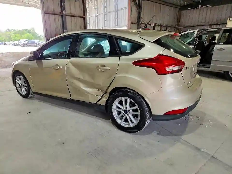 1FADP3K21HL318335 2017 FORD FOCUS-1
