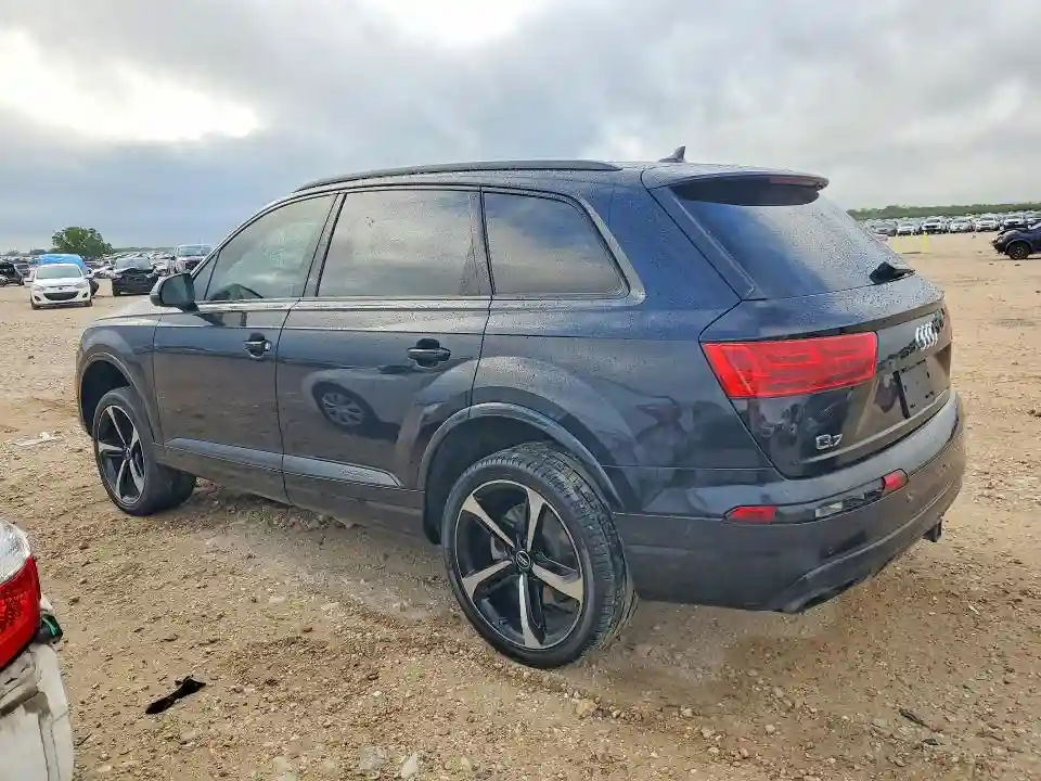 WA1LAAF78KD046881 2019 AUDI Q7-1