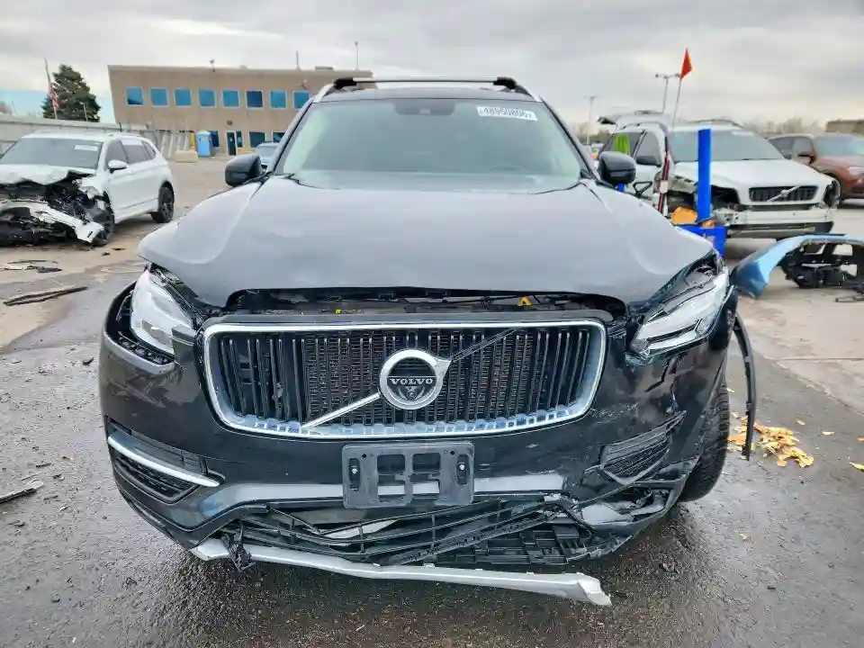 YV4A22PK7K1489833 2019 VOLVO XC90-4