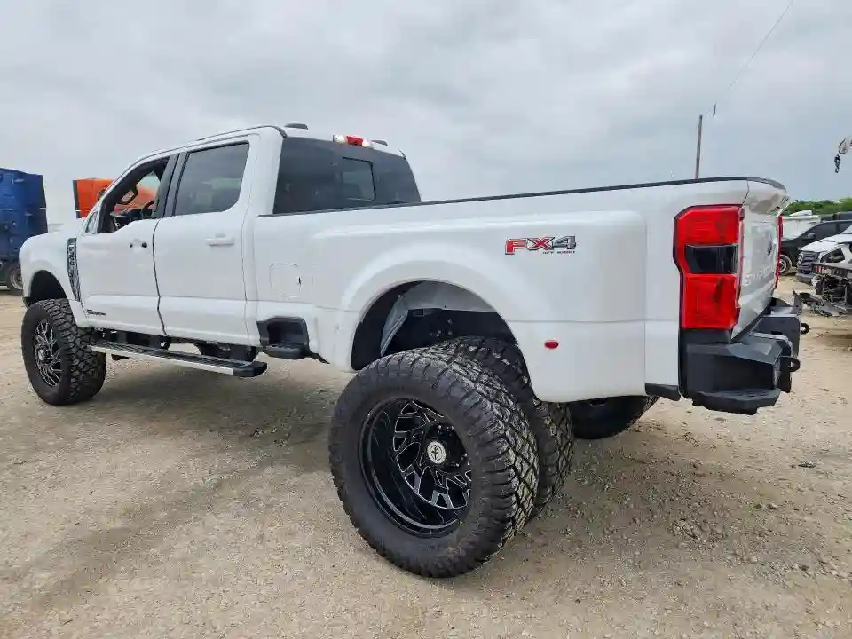 1FT8W3DT5REC38255 2024 FORD F350-1