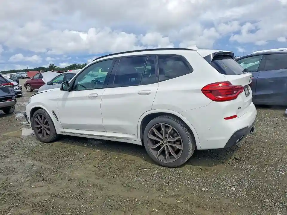 5UXTS3C54KLR72765 2019 BMW X3-1