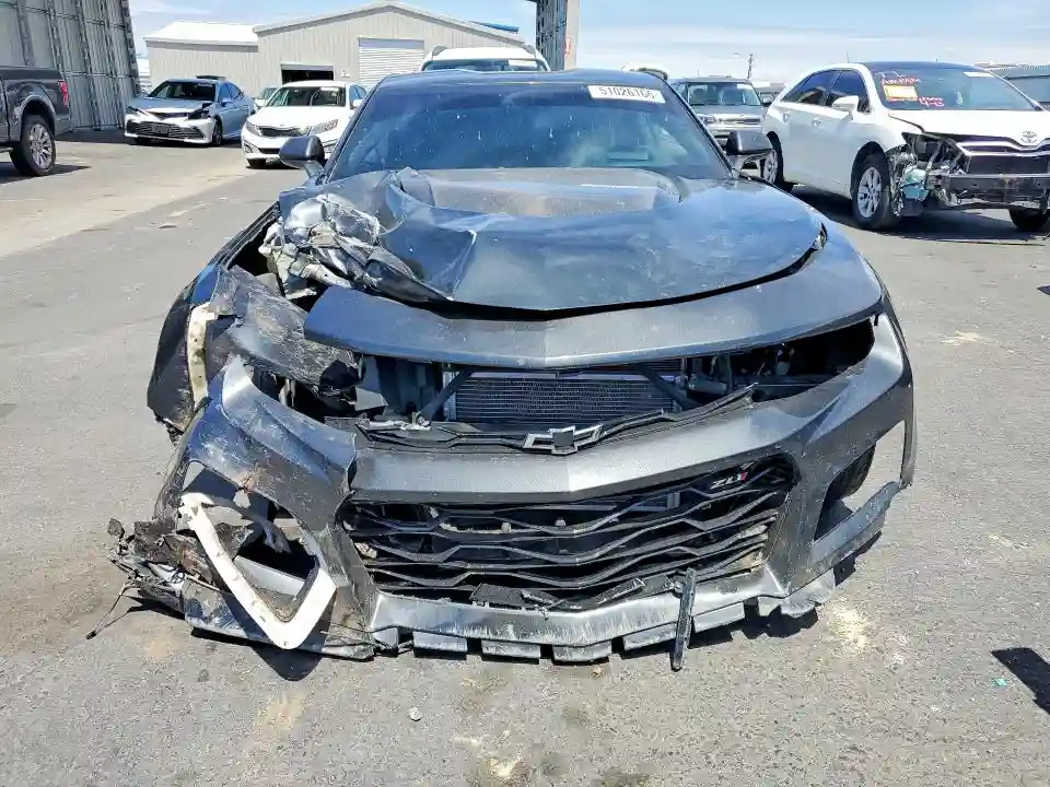 1G1FJ1R60J0169465 2018 CHEVROLET CAMARO-4