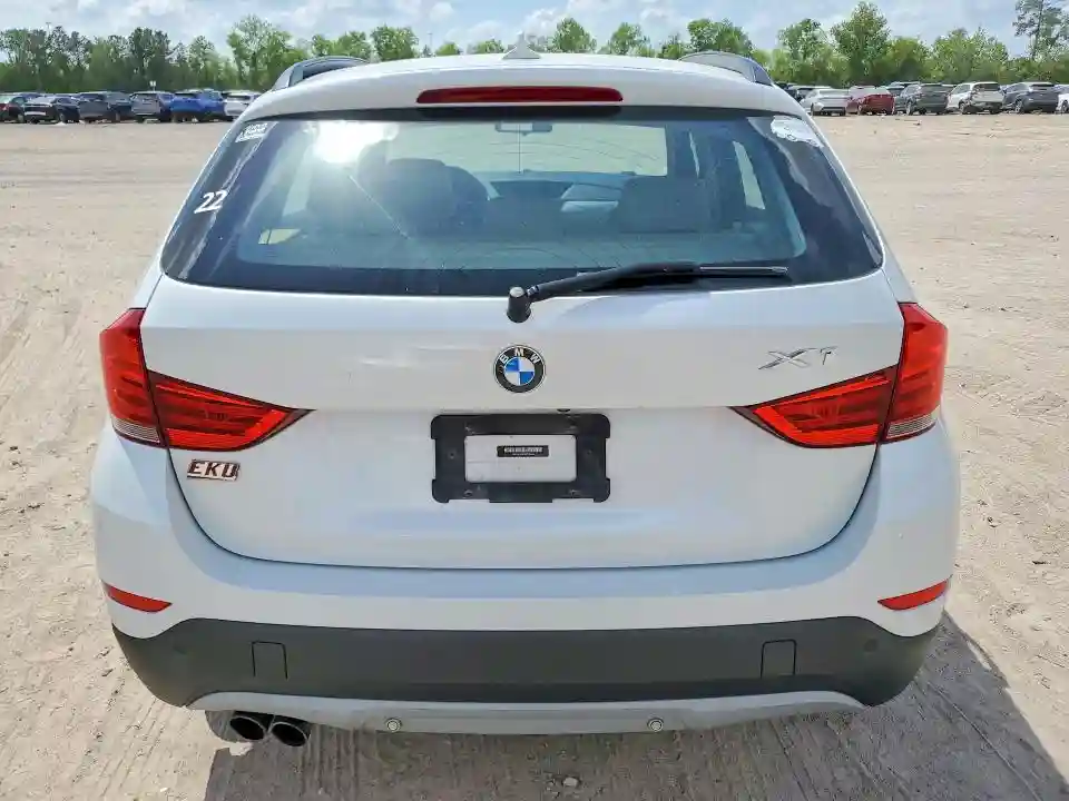 WBAVL1C5XFVY35364 2015 BMW X1-5