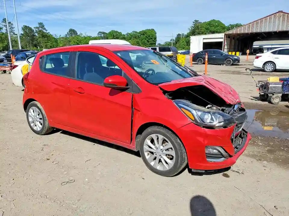 KL8CD6SA1LC475887 2020 CHEVROLET SPARK-3