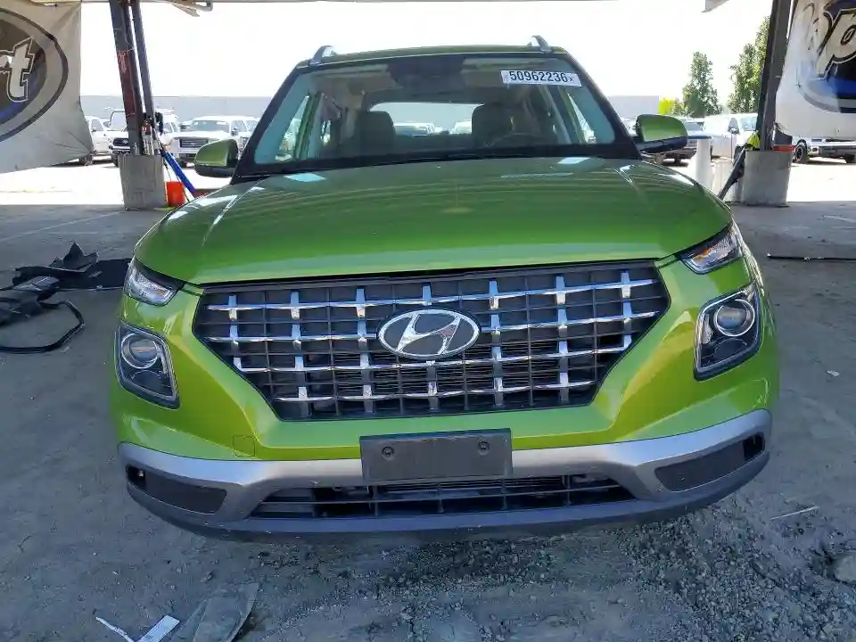 KMHRC8A36PU266160 2023 HYUNDAI VENUE-4