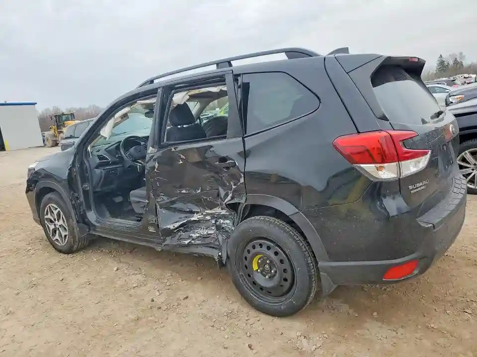 JF2SKAJC2MH449318 2021 SUBARU FORESTER-1