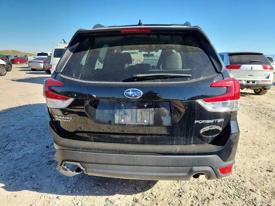 JF2SKAJC8MH438016 2021 SUBARU FORESTER-5