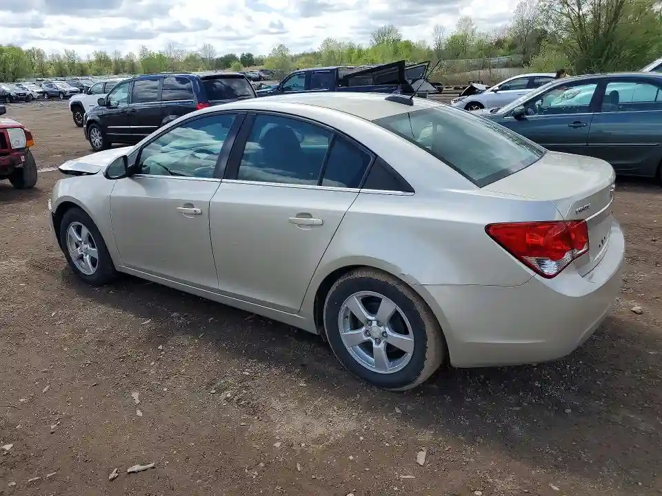 1G1PE5SB3G7135382 2016 CHEVROLET CRUZE-1