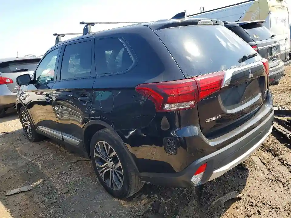 JA4AD3A36HZ010956 2017 MITSUBISHI OUTLANDER-1
