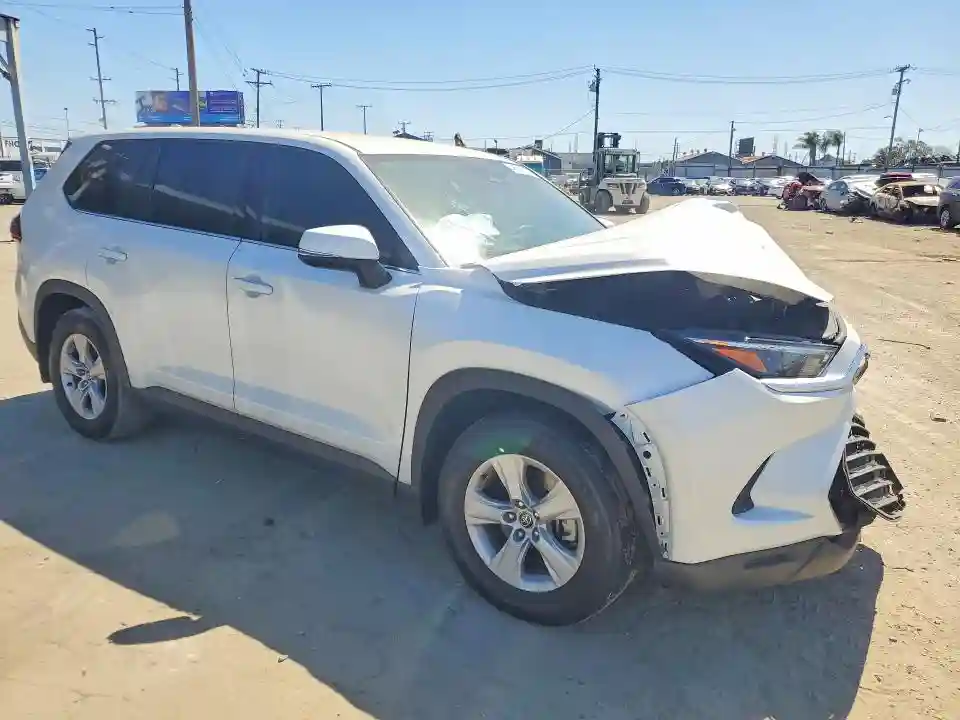 5TDACAB5XSS042332 2025 TOYOTA ALL OTHER-3