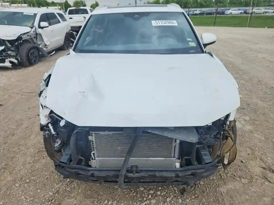WA1DECF37S1010120 2025 AUDI Q3-4