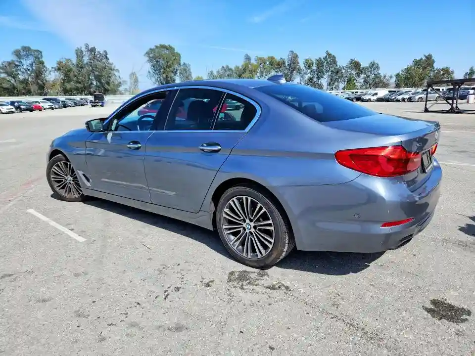 WBAJE7C34HG887476 2017 BMW 5 SERIES-1