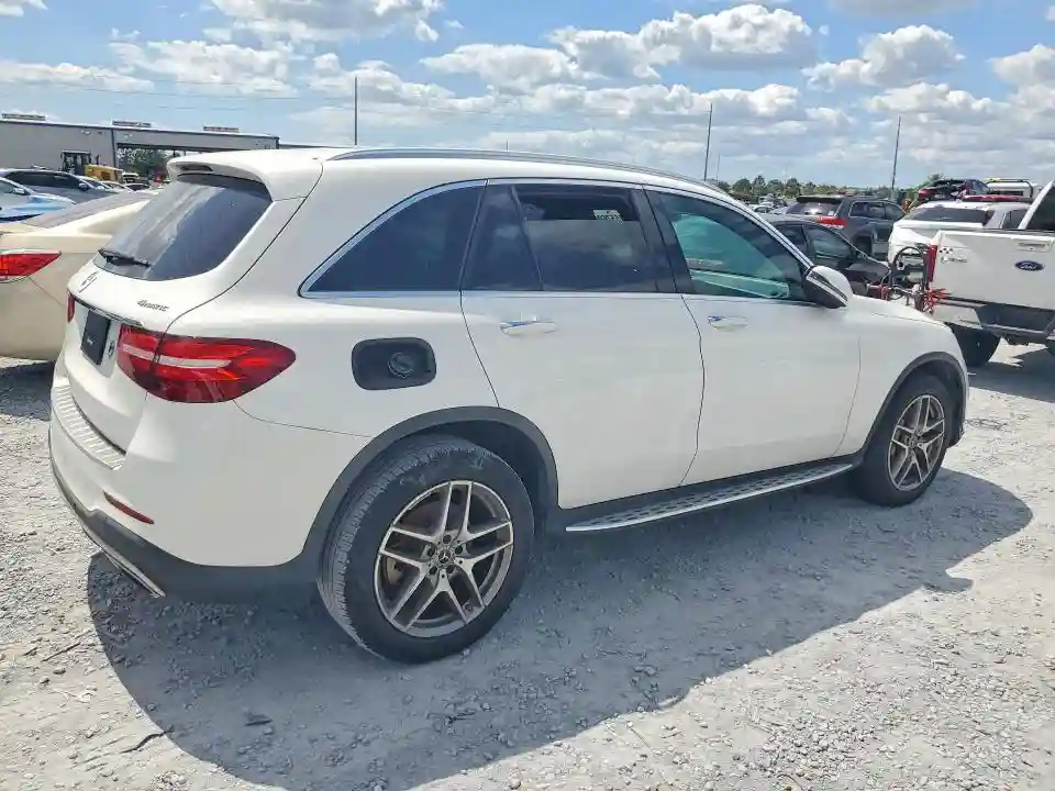 WDC0G4KB8KV185075 2019 MERCEDES-BENZ GLC-CLASS-2
